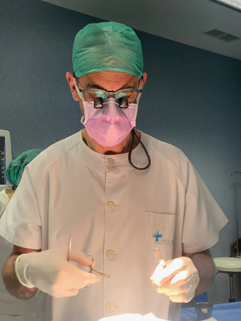 el-mejor-cirujano-blefaroplastia-en-sevilla-dr-cervilla