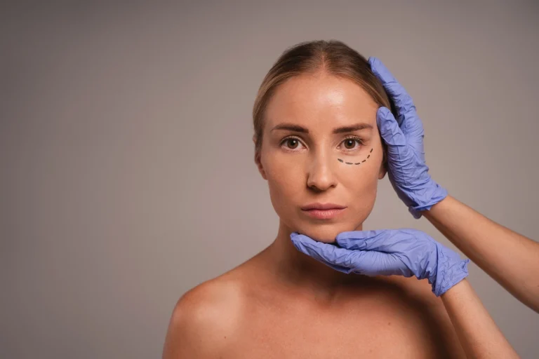 ¿Qué lifting facial con cirugía es mejor para ti?